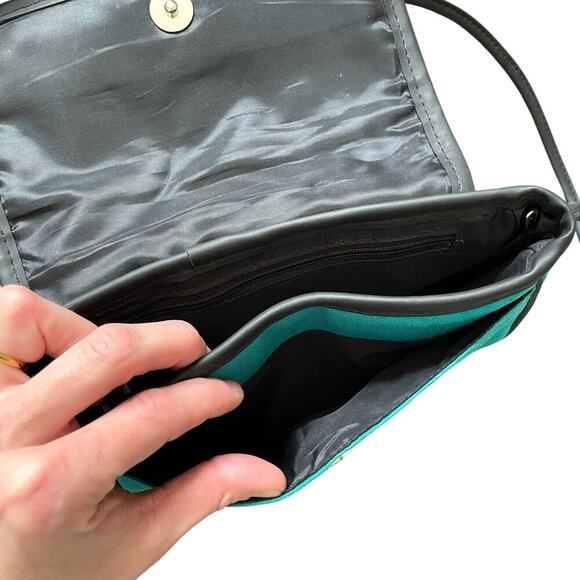 VTG 90s Winnie The Pooh Disney Crossbody Bag Purse Tigger Star Moon Kidcore Y2K - Picture 6 of 16